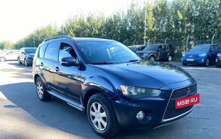 Mitsubishi Outlander III рестайлинг 3, 2011 год, 1 020 000 рублей, 3 фотография