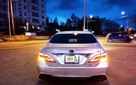 Toyota Crown, 2018 год, 2 700 000 рублей, 5 фотография