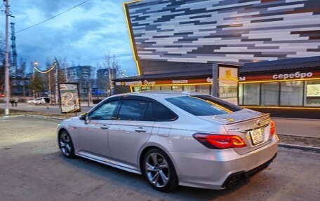 Toyota Crown, 2018 год, 2 700 000 рублей, 15 фотография