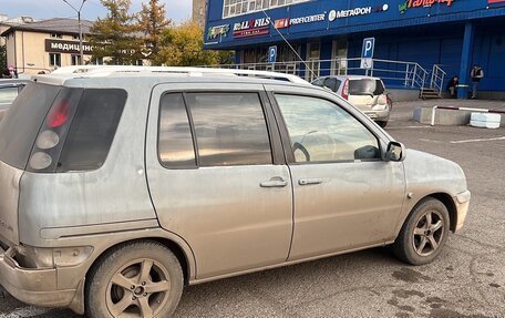 Toyota Raum I, 2001 год, 340 000 рублей, 3 фотография