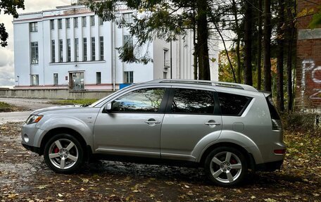 Mitsubishi Outlander III рестайлинг 3, 2008 год, 1 250 000 рублей, 7 фотография