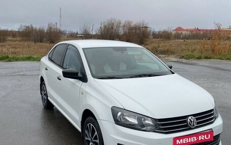 Volkswagen Polo VI (EU Market), 2018 год, 1 250 000 рублей, 2 фотография