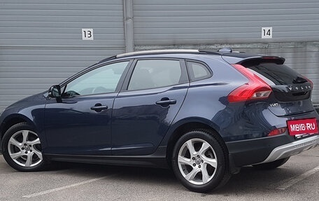 Volvo V40 Cross Country I, 2013 год, 1 749 000 рублей, 7 фотография