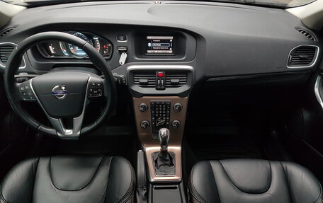 Volvo V40 Cross Country I, 2013 год, 1 749 000 рублей, 13 фотография