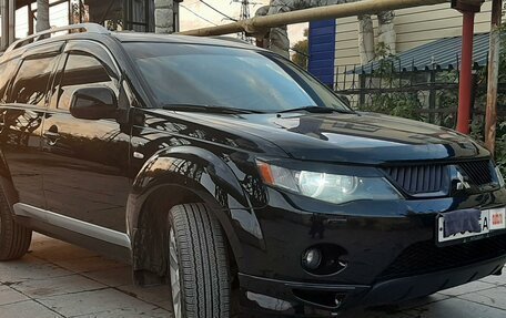 Mitsubishi Outlander III рестайлинг 3, 2008 год, 1 510 000 рублей, 9 фотография