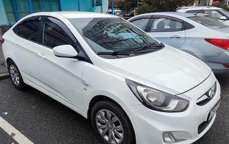 Hyundai Solaris II рестайлинг, 2012 год, 560 000 рублей, 17 фотография