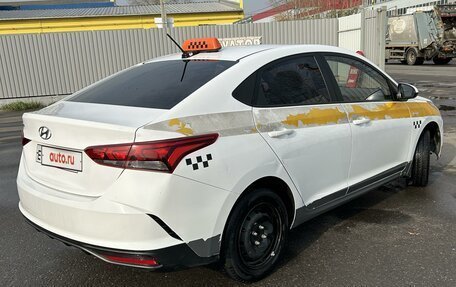 Hyundai Solaris II рестайлинг, 2022 год, 1 250 000 рублей, 8 фотография