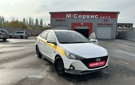 Hyundai Solaris II рестайлинг, 2022 год, 1 250 000 рублей, 6 фотография