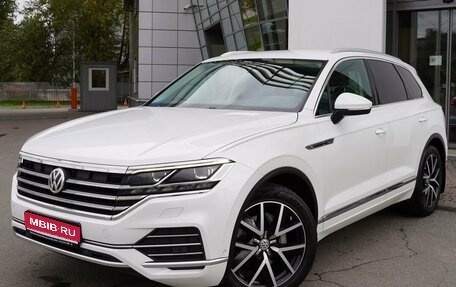 Volkswagen Touareg III, 2019 год, 4 690 000 рублей, 1 фотография