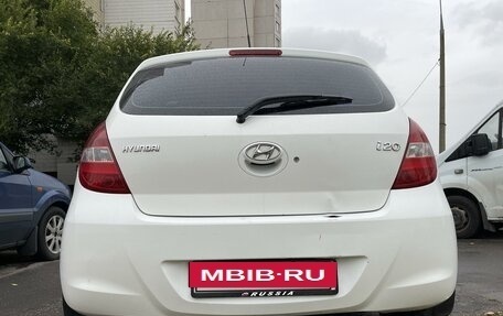 Hyundai i20 IB рестайлинг, 2009 год, 750 000 рублей, 15 фотография