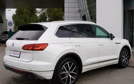 Volkswagen Touareg III, 2019 год, 4 690 000 рублей, 4 фотография