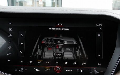 Volkswagen Touareg III, 2019 год, 4 690 000 рублей, 19 фотография