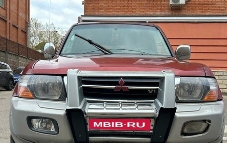 Mitsubishi Montero III, 2000 год, 585 000 рублей, 1 фотография