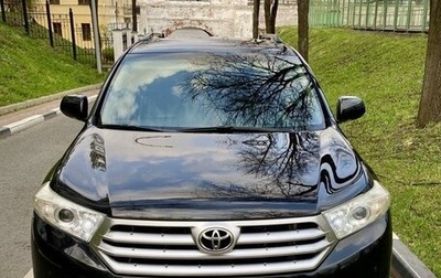 Toyota Highlander III, 2011 год, 2 360 000 рублей, 1 фотография