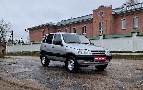 Chevrolet Niva I рестайлинг, 2003 год, 255 000 рублей, 1 фотография