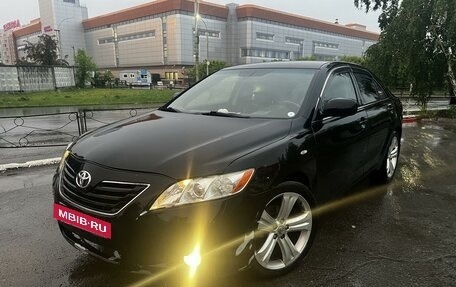 Toyota Camry, 2008 год, 890 000 рублей, 2 фотография