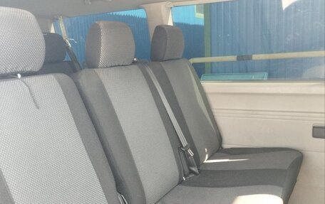 Volkswagen Caravelle T6 рестайлинг, 2015 год, 2 499 000 рублей, 8 фотография