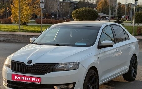 Skoda Rapid I, 2015 год, 1 250 000 рублей, 12 фотография