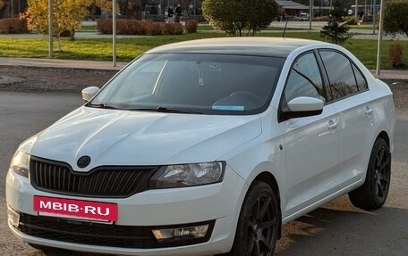 Skoda Rapid I, 2015 год, 1 250 000 рублей, 13 фотография