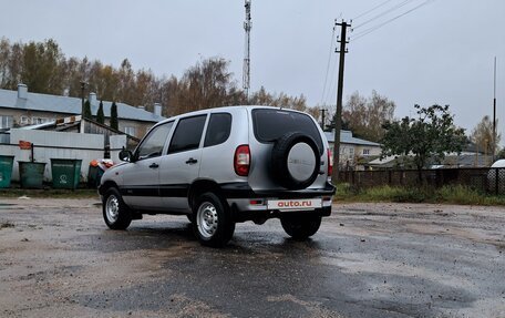 Chevrolet Niva I рестайлинг, 2003 год, 255 000 рублей, 2 фотография