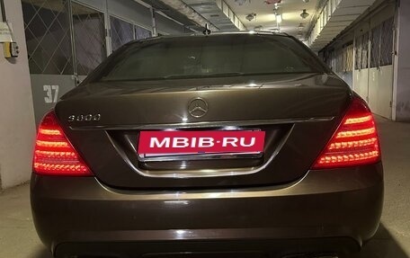 Mercedes-Benz S-Класс, 2010 год, 2 450 000 рублей, 10 фотография