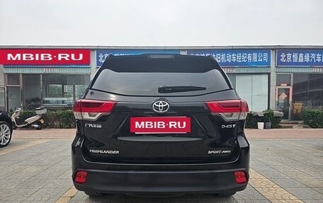 Toyota Highlander III, 2021 год, 4 100 999 рублей, 6 фотография