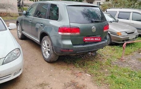 Volkswagen Touareg III, 2003 год, 470 000 рублей, 2 фотография