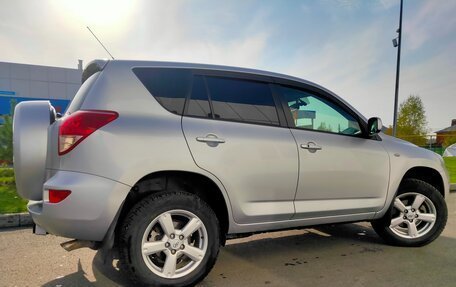 Toyota RAV4, 2007 год, 1 390 000 рублей, 6 фотография