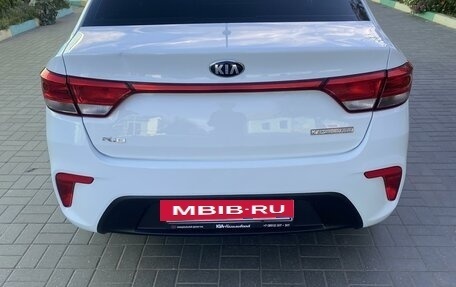 KIA Rio IV, 2018 год, 1 430 000 рублей, 5 фотография