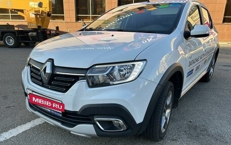 Renault Logan II, 2019 год, 1 255 000 рублей, 2 фотография