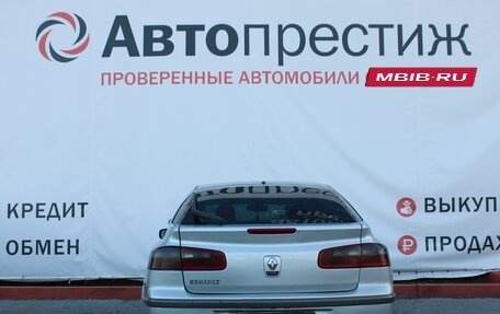 Renault Laguna II, 2001 год, 350 000 рублей, 7 фотография