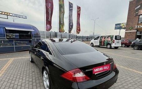 Mercedes-Benz CLS, 2005 год, 1 000 000 рублей, 3 фотография