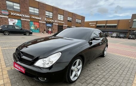 Mercedes-Benz CLS, 2005 год, 1 000 000 рублей, 2 фотография