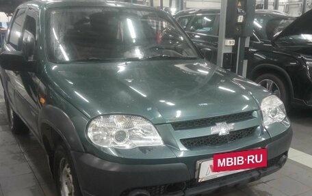 Chevrolet Niva I рестайлинг, 2010 год, 482 000 рублей, 2 фотография