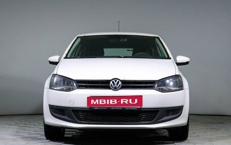 Volkswagen Polo VI (EU Market), 2011 год, 590 000 рублей, 2 фотография