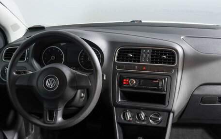 Volkswagen Polo VI (EU Market), 2011 год, 590 000 рублей, 11 фотография