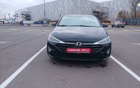 Hyundai Elantra VI рестайлинг, 2019 год, 1 500 000 рублей, 14 фотография