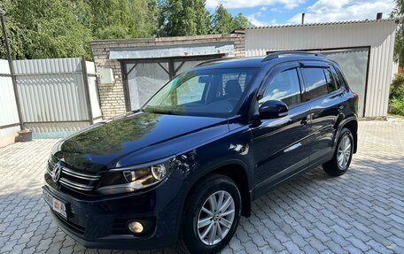 Volkswagen Tiguan I, 2012 год, 1 498 000 рублей, 2 фотография