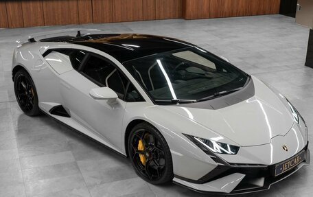 Lamborghini Huracán, 2023 год, 39 990 000 рублей, 6 фотография