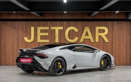 Lamborghini Huracán, 2023 год, 39 990 000 рублей, 8 фотография