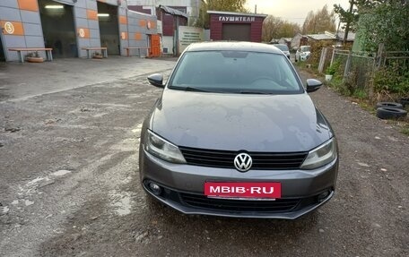 Volkswagen Jetta VI, 2012 год, 790 000 рублей, 6 фотография