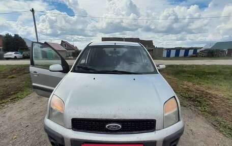 Ford Fusion I, 2006 год, 350 000 рублей, 4 фотография