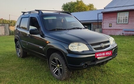 Chevrolet Niva I рестайлинг, 2011 год, 520 000 рублей, 2 фотография