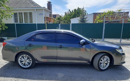 Toyota Camry, 2012 год, 1 800 000 рублей, 2 фотография