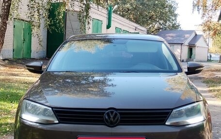 Volkswagen Jetta VI, 2012 год, 1 180 000 рублей, 3 фотография