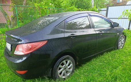 Hyundai Solaris II рестайлинг, 2011 год, 570 000 рублей, 6 фотография