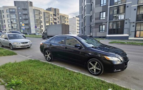 Toyota Camry, 2008 год, 1 300 000 рублей, 2 фотография