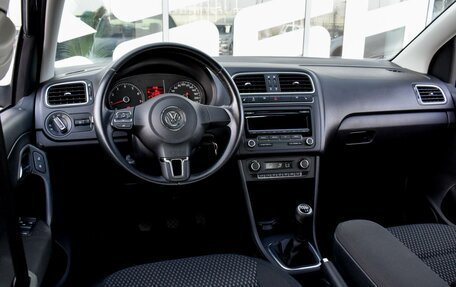 Volkswagen Polo VI (EU Market), 2011 год, 985 000 рублей, 6 фотография