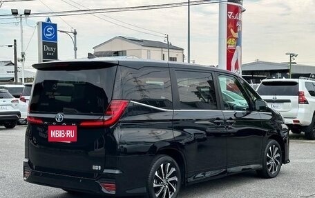 Toyota Noah, 2023 год, 2 400 222 рублей, 7 фотография