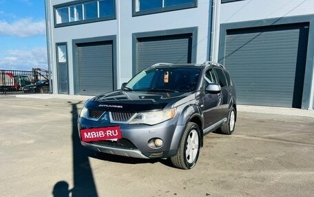 Mitsubishi Outlander III рестайлинг 3, 2008 год, 1 359 000 рублей, 2 фотография